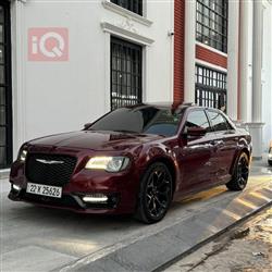 کرایسلەر 300